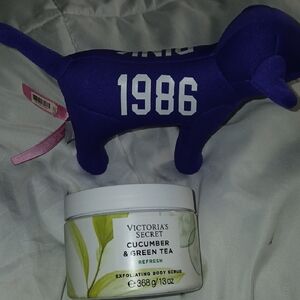 Victoria's Secret Cucumber & Green Tea Body Scrub - Comes With The Pink Pup New